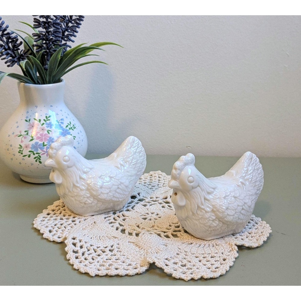 Vintage White Chicken Salt and Pepper Shakers | Farmhouse Kitchen Decor